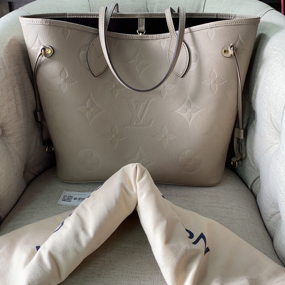 Auth Louis Vuitton Empreinte Leather Neverfull